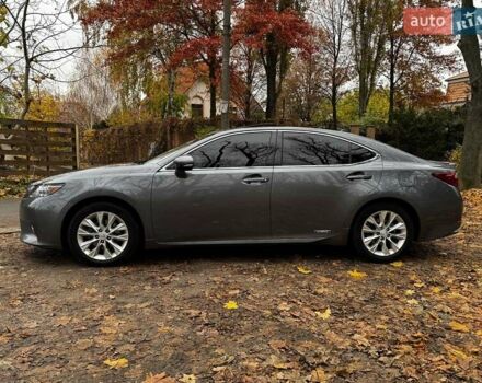 Серый Лексус ЕС, объемом двигателя 2.5 л и пробегом 220 тыс. км за 16440 $, фото 12 на Automoto.ua