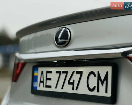 Серый Лексус ЕС, объемом двигателя 2.5 л и пробегом 225 тыс. км за 17200 $, фото 16 на Automoto.ua