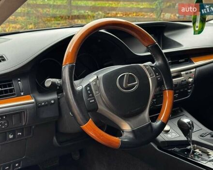 Серый Лексус ЕС, объемом двигателя 2.5 л и пробегом 220 тыс. км за 16440 $, фото 13 на Automoto.ua
