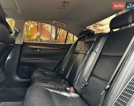 Серый Лексус ЕС, объемом двигателя 2.5 л и пробегом 220 тыс. км за 16440 $, фото 26 на Automoto.ua