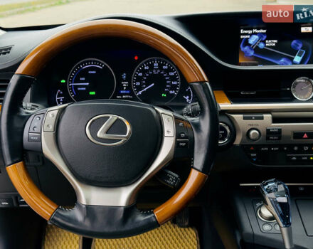 Серый Лексус ЕС, объемом двигателя 2.5 л и пробегом 225 тыс. км за 17200 $, фото 33 на Automoto.ua