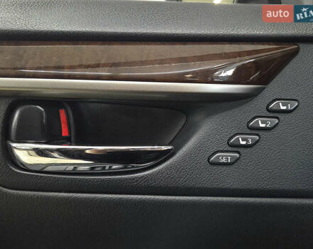 Лексус ЕС 2014 в Николаеве на Automoto.ua Серый Лексус ЕС, объемом двигателя 2.5 л и пробегом 197 тыс. км за 18599 $, фото 20 на Automoto.ua