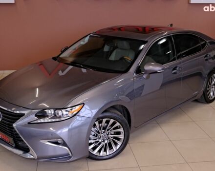 Серый Лексус ЕС, объемом двигателя 2.5 л и пробегом 191 тыс. км за 16900 $, фото 1 на Automoto.ua