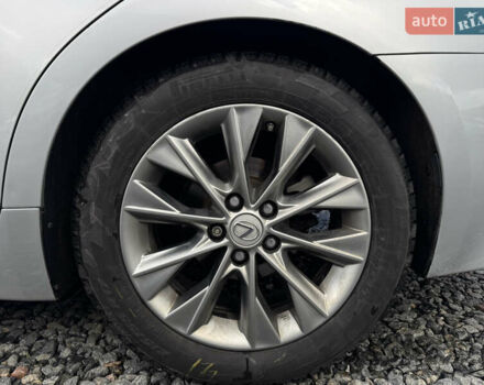 Серый Лексус ЕС, объемом двигателя 2.49 л и пробегом 240 тыс. км за 17700 $, фото 24 на Automoto.ua