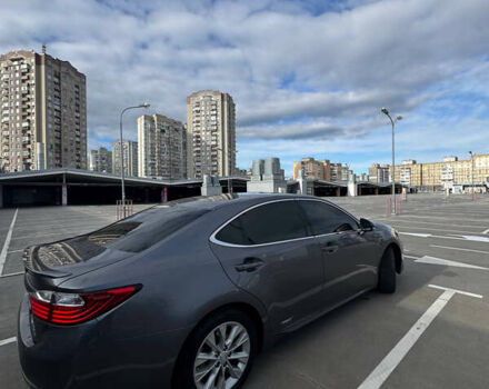 Серый Лексус ЕС, объемом двигателя 2.5 л и пробегом 170 тыс. км за 18900 $, фото 22 на Automoto.ua