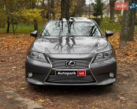 Серый Лексус ЕС, объемом двигателя 2.5 л и пробегом 220 тыс. км за 16440 $, фото 1 на Automoto.ua