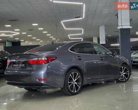 Лексус ЕС 2014 в Николаеве на Automoto.ua Серый Лексус ЕС, объемом двигателя 2.5 л и пробегом 197 тыс. км за 18599 $, фото 2 на Automoto.ua