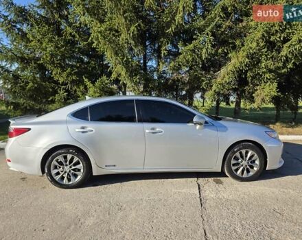 Сірий Лексус ЕС, об'ємом двигуна 2.49 л та пробігом 248 тис. км за 17200 $, фото 15 на Automoto.ua