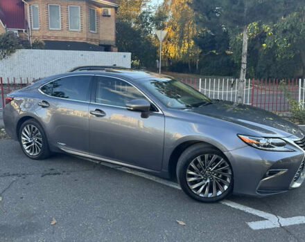 Лексус ЕС 2014 в Одессе на Automoto.ua Серый Лексус ЕС, объемом двигателя 2.49 л и пробегом 190 тыс. км за 17500 $, фото 5 на Automoto.ua