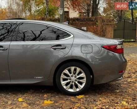 Серый Лексус ЕС, объемом двигателя 2.5 л и пробегом 220 тыс. км за 16440 $, фото 9 на Automoto.ua