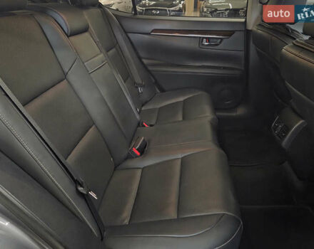 Сірий Лексус ЕС, об'ємом двигуна 2.5 л та пробігом 197 тис. км за 17689 $, фото 10 на Automoto.ua