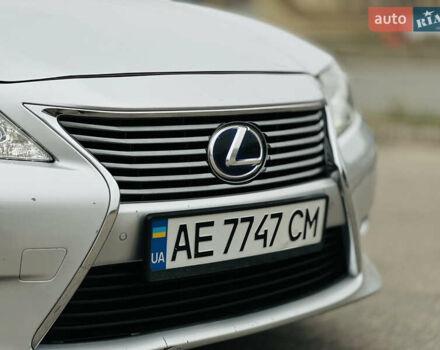 Серый Лексус ЕС, объемом двигателя 2.5 л и пробегом 225 тыс. км за 17200 $, фото 19 на Automoto.ua