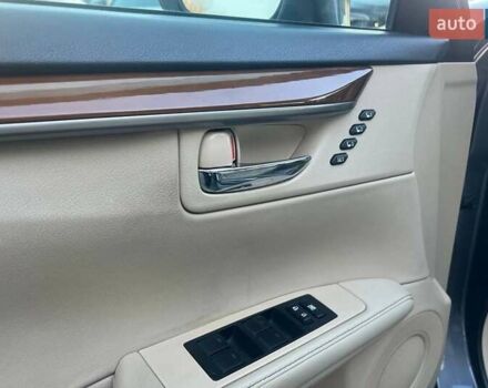 Сірий Лексус ЕС, об'ємом двигуна 2.49 л та пробігом 153 тис. км за 17100 $, фото 24 на Automoto.ua