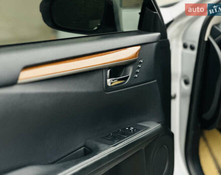 Серый Лексус ЕС, объемом двигателя 2.5 л и пробегом 225 тыс. км за 17200 $, фото 22 на Automoto.ua