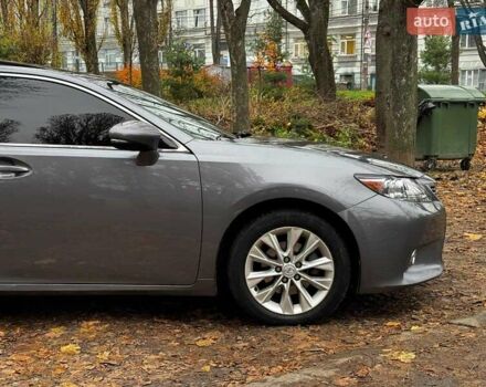 Серый Лексус ЕС, объемом двигателя 2.5 л и пробегом 220 тыс. км за 16440 $, фото 3 на Automoto.ua
