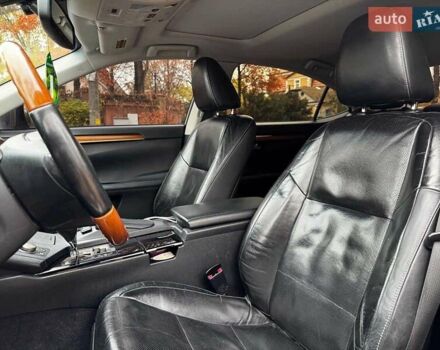Серый Лексус ЕС, объемом двигателя 2.5 л и пробегом 220 тыс. км за 16440 $, фото 21 на Automoto.ua