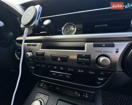 Серый Лексус ЕС, объемом двигателя 2.49 л и пробегом 240 тыс. км за 17700 $, фото 20 на Automoto.ua