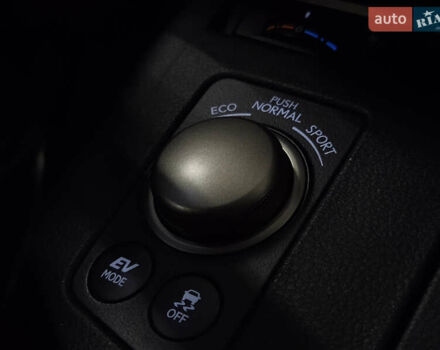 Лексус ЕС 2014 в Николаеве на Automoto.ua Серый Лексус ЕС, объемом двигателя 2.5 л и пробегом 197 тыс. км за 18599 $, фото 16 на Automoto.ua