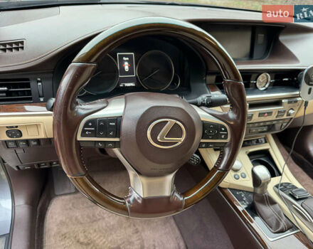 Серый Лексус ЕС, объемом двигателя 2.49 л и пробегом 190 тыс. км за 19500 $, фото 9 на Automoto.ua