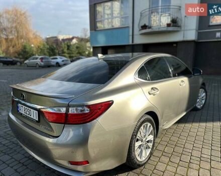 Сірий Лексус ЕС, об'ємом двигуна 2.49 л та пробігом 249 тис. км за 18700 $, фото 7 на Automoto.ua