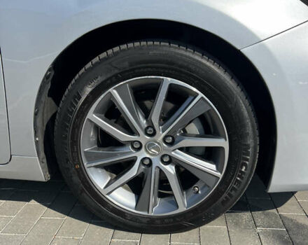 Серый Лексус ЕС, объемом двигателя 2.49 л и пробегом 160 тыс. км за 21800 $, фото 3 на Automoto.ua