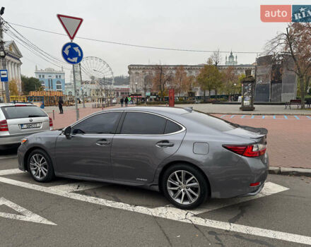 Серый Лексус ЕС, объемом двигателя 2.49 л и пробегом 190 тыс. км за 19500 $, фото 1 на Automoto.ua