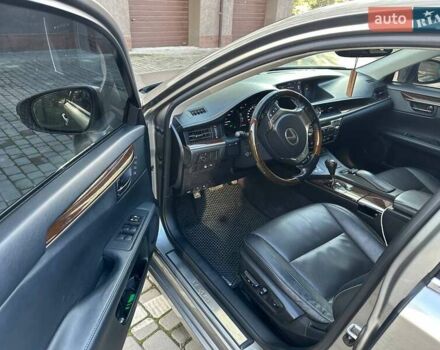 Сірий Лексус ЕС, об'ємом двигуна 2.49 л та пробігом 249 тис. км за 18700 $, фото 16 на Automoto.ua