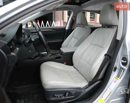 Сірий Лексус ЕС, об'ємом двигуна 2.49 л та пробігом 120 тис. км за 26000 $, фото 7 на Automoto.ua