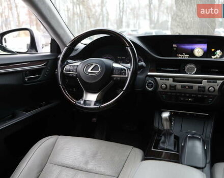 Сірий Лексус ЕС, об'ємом двигуна 2.49 л та пробігом 120 тис. км за 26000 $, фото 11 на Automoto.ua