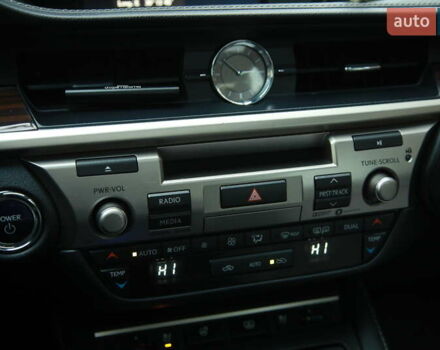 Сірий Лексус ЕС, об'ємом двигуна 2.49 л та пробігом 120 тис. км за 26000 $, фото 17 на Automoto.ua