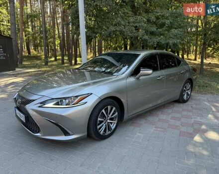 Лексус ЕС 2018 у Черкасах на Automoto.ua Сірий Лексус ЕС, об'ємом двигуна 2.5 л та пробігом 113 тис. км за 33777 $, фото 12 на Automoto.ua