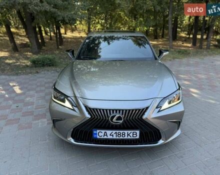 Лексус ЕС 2018 у Черкасах на Automoto.ua Сірий Лексус ЕС, об'ємом двигуна 2.5 л та пробігом 113 тис. км за 33777 $, фото 8 на Automoto.ua