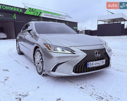 Серый Лексус ЕС, объемом двигателя 2.49 л и пробегом 98 тыс. км за 35500 $, фото 4 на Automoto.ua