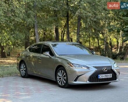 Лексус ЕС 2018 у Черкасах на Automoto.ua Сірий Лексус ЕС, об'ємом двигуна 2.5 л та пробігом 113 тис. км за 33777 $, фото 4 на Automoto.ua