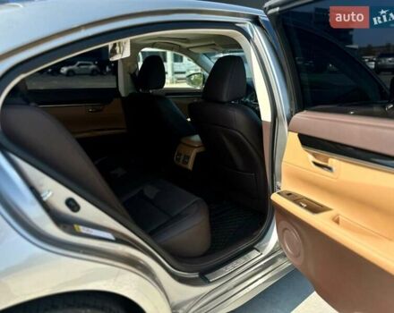 Лексус ЕС 2018 в Киеве на Automoto.ua Серый Лексус ЕС, объемом двигателя 2.49 л и пробегом 185 тыс. км за 24999 $, фото 67 на Automoto.ua