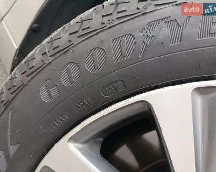 Серый Лексус ЕС, объемом двигателя 2.49 л и пробегом 192 тыс. км за 27500 $, фото 19 на Automoto.ua