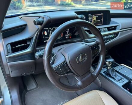 Лексус ЕС 2018 у Черкасах на Automoto.ua Сірий Лексус ЕС, об'ємом двигуна 2.5 л та пробігом 113 тис. км за 33777 $, фото 15 на Automoto.ua