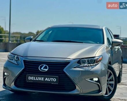 Лексус ЕС 2018 в Киеве на Automoto.ua Серый Лексус ЕС, объемом двигателя 2.49 л и пробегом 185 тыс. км за 24999 $, фото 7 на Automoto.ua