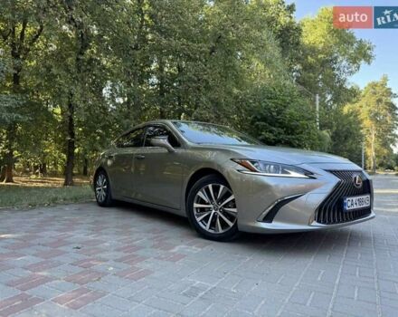 Лексус ЕС 2018 у Черкасах на Automoto.ua Сірий Лексус ЕС, об'ємом двигуна 2.5 л та пробігом 113 тис. км за 33777 $, фото 5 на Automoto.ua