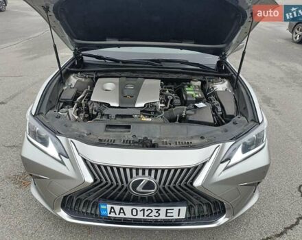 Серый Лексус ЕС, объемом двигателя 2.49 л и пробегом 192 тыс. км за 27500 $, фото 20 на Automoto.ua