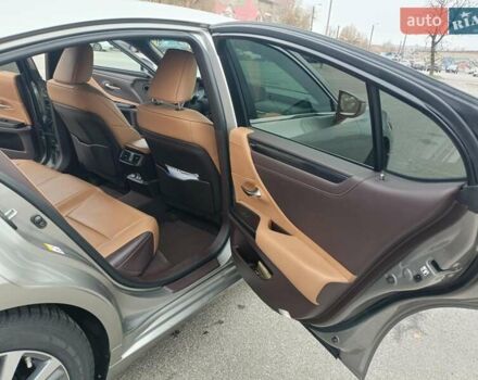 Серый Лексус ЕС, объемом двигателя 2.49 л и пробегом 192 тыс. км за 27500 $, фото 10 на Automoto.ua