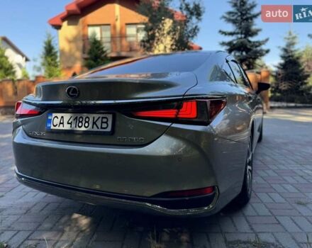 Лексус ЕС 2018 у Черкасах на Automoto.ua Сірий Лексус ЕС, об'ємом двигуна 2.5 л та пробігом 113 тис. км за 33777 $, фото 11 на Automoto.ua