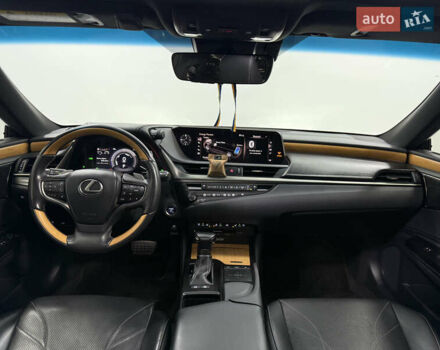 Лексус ЕС 2019 в Одессе на Automoto.ua Серый Лексус ЕС, объемом двигателя 2.49 л и пробегом 72 тыс. км за 33000 $, фото 31 на Automoto.ua