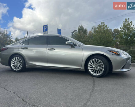Лексус ЕС 2019 у Дніпро (Дніпропетровську) на Automoto.ua Сірий Лексус ЕС, об'ємом двигуна 2.49 л та пробігом 99 тис. км за 37200 $, фото 8 на Automoto.ua