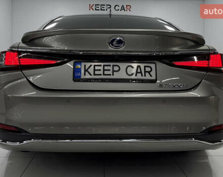 Лексус ЕС 2019 в Одессе на Automoto.ua Серый Лексус ЕС, объемом двигателя 2.49 л и пробегом 72 тыс. км за 33000 $, фото 15 на Automoto.ua
