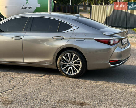 Сірий Лексус ЕС, об'ємом двигуна 2.49 л та пробігом 65 тис. км за 34000 $, фото 17 на Automoto.ua