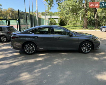 Серый Лексус ЕС, объемом двигателя 2.49 л и пробегом 47 тыс. км за 32500 $, фото 7 на Automoto.ua