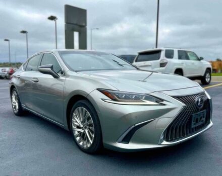 Серый Лексус ЕС, объемом двигателя 2.5 л и пробегом 36 тыс. км за 15400 $, фото 2 на Automoto.ua