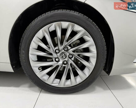 Лексус ЕС 2019 в Одессе на Automoto.ua Серый Лексус ЕС, объемом двигателя 2.49 л и пробегом 72 тыс. км за 33000 $, фото 37 на Automoto.ua