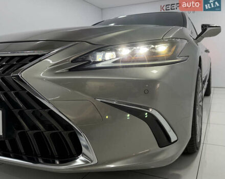 Лексус ЕС 2019 в Одессе на Automoto.ua Серый Лексус ЕС, объемом двигателя 2.49 л и пробегом 72 тыс. км за 33000 $, фото 12 на Automoto.ua